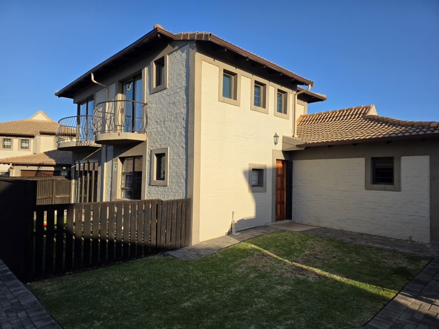3 Bedroom Property for Sale in Wavecrest Eastern Cape